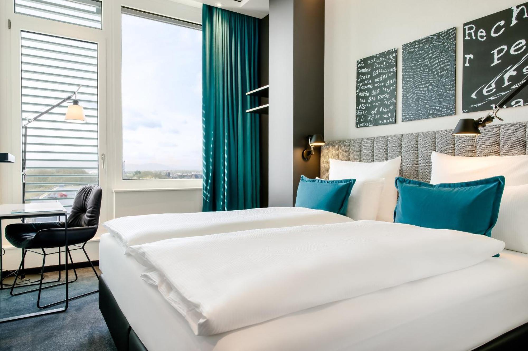 Motel One Карлсруэ Экстерьер фото