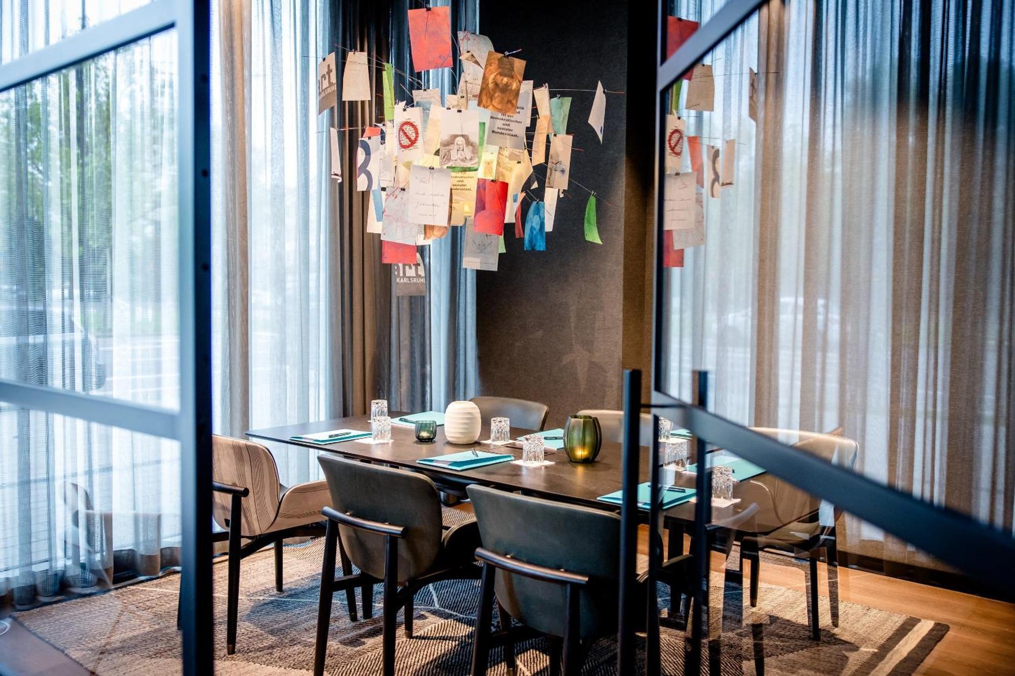 Motel One Карлсруэ Экстерьер фото